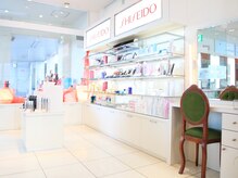 マイ ヘアー 三郷中央店の雰囲気（化粧品やヘアケア剤の販売もしてます♪髪の悩みなどご相談下さい）