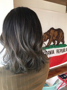 エース (ACE) ACE LA フルフワグラデーションボブ×グレージュ