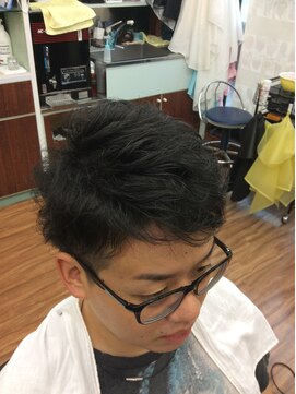 BBサロン ジーニック(Gnik) ツーブロックパーマ