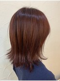 外ハネ×赤髪