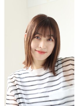 エクリ シセイドウ 麻布十番店(equri×SHISEIDO) 【麻布十番】外はねボブ