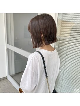 ミント(mint) 切りっぱなしボブ/外ハネボブ/ボブ/グレージュ