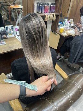 ラフ(LAFF) #黒髪#ボブルフ#ネビージュ#小顔#ワンレン