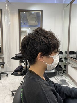 エスカーラ 表参道(THE ESCALA) ＠shino_ne197/毛先にワンカールパーマでスタイリングしやすく