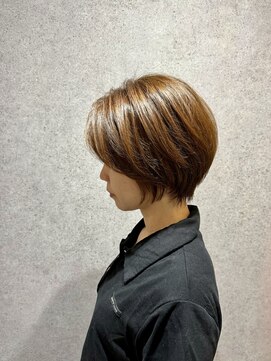 シャインヘア モカ 新宿(Shine hair mocha) ナチュラルショートボブ_ウェットボブ＠２０代３０代４０代