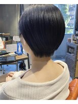 インス(ensue)&nbsp;小顔補正立体カット×髪質改善ストレートパーマ20代30代40代50代