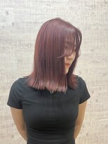 ララ(LALA) かしすぴんくカラー×切りっぱなしミディアムボブ