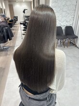 ブリーチをされていて縮毛矯正を諦めているお客様へ【ブリーチしていても出来る酸性ストレート◎】