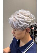 クヴェル(Kvell) フェザーショート