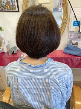 サロンドヴィーナス(salondeVenus) グラデーションボブ