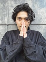 オーシャントーキョー(OCEAN TOKYO)&nbsp;【かきあげセンターパート】黒髪パーマ波巻きパーマスパイラル