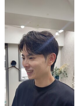 ハイバレーヘアーメゾン(HIGH VALLEY HAIRMAISON) コンマバングセンターパート岡山南中央町