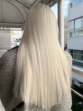 リリック(LYLICK) ホワイト