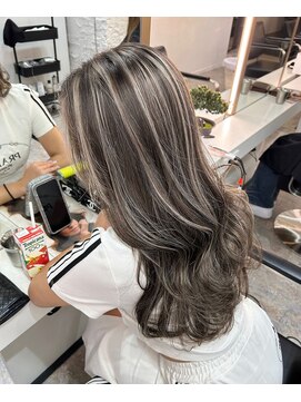 ブレンド 渋谷(BLend) ハイライトミディアムヘア暗めカラーデザインカラー