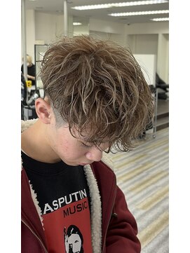 アフューズバイストゥー(Vfuse by StueW) 海外風スペインカール