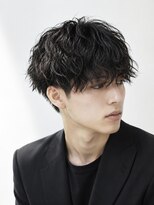 メンズフィール 南森町(MENS FEEL)&nbsp;刈り上げセンターパート/波巻きツイストスパイラル/南森町