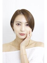 ビューティーアンドケアカロン(Beauty and Care CALON)&nbsp;ベージュで品のある大人ショートカット