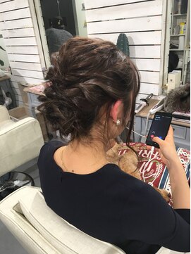 ビーヘアサロン(Beee hair salon) 【渋谷Beeehair/山森伴利】A/W NewStyle