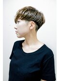 「Sullivan千葉」女性のツーブロック　モードスタイル