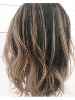 ルル カリス(lulu CHARIS)&nbsp;ミディアムレイヤー