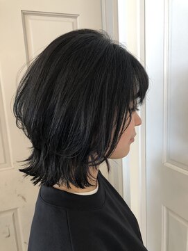 ロンドアベニール 北千住(Lond avenir) namie ウルフレイヤーボブ