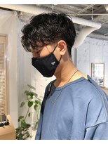 メルト 吉祥寺(melt)&nbsp;《長谷川》センターパートカーリーヘアツーブロック黒髪刈り上げ