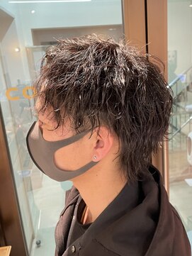 コワファーストナガサキシャンプーボーイ(COIFF1RST NAGASAKI SHAMPOO BOY) 波巻きパーマ【コワファースト長崎】