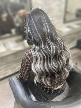 オズ 梅田店(OZ) ミディアムからエクステで作る＃ハイライト＃バレイヤージュ