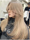 ミディアムヘアグレージュカラーデザインカラーシルキーベージュ