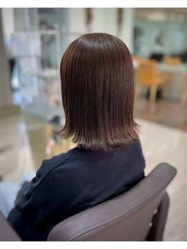 アトリエモア(Atelier More) 外ハネ ミディアム