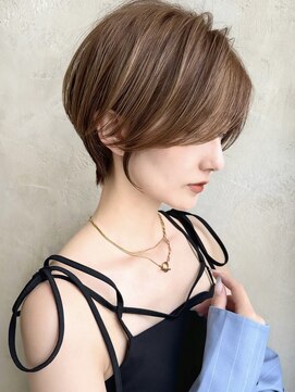 アフロート ルヴア(AFLOAT RUVUA) 似合わせ ショート ボブ 30代 40代 小顔 新宿 ひし形 前上がり