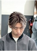 スペインカールスパイキーショートセンターパートツーブロック
