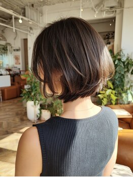 ラファンジュ ヘアー クレオ(Rohange hair Creo)の写真/【岐阜駅★1分】大人女性のための上質グレイカラー◇透明感のあるイルミナカラーで、上品なツヤ感を実現◎