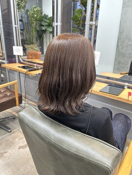 ピスタ(PiSTA) 黒髪カタログ/クラゲヘアー/オリーブグレー/千葉駅