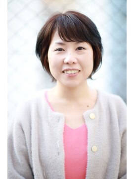 アルニコ エム 松戸駅前(ALNICO .. M) 【松戸】~40代~伸ばしかけ大人のショートウルフ♪