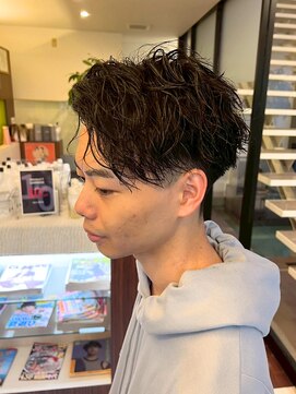 ヘアーアンドエステ ハラダ 滝ノ水店(Hair&Esthe Harada) メンズ/縦落ちツイスパ/ツーブロック