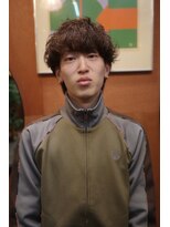 エディ(Edy)&nbsp;マッシュウルフ波巻きスパイラルパーマメンズパーマ眉毛カット