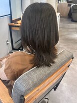 ミュラ(mulah) 透明感カラーヘーゼルベージュ*くびれミディアムヘア/明大前