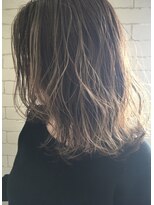 クロックレス (CLOCKLESS)&nbsp;リアル外国人　×　バレイヤージュ＃CLOCKLESS伊勢崎