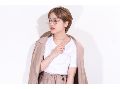 02 ファンデーション(faNdesyoN)の写真