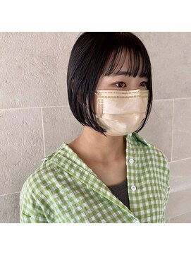 アルヴァ(ALVA) ○シンプルにサラッとキメるミニボブ（那覇　新都心）