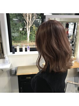 ナンバーフォーナチュラル(NO4 natural) ラベージュカラー