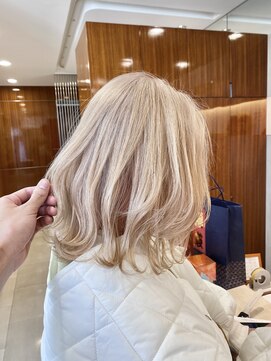 カッツ 駅家店(CUT S) ホワイトブロンド