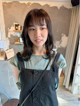 エイチヘア(h hair) 【hhair 四条大宮】ゆるめカールのミディアム