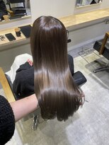 リタ(rita.)&nbsp;まつだて/グレージュ/艶髪/透明感/レイヤー