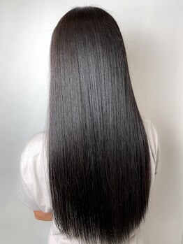 リット(Litt)の写真/【話題沸騰】人気の最高級トリートメントAujua、marbb取り扱い店舗◎髪の内部から極上のうるツヤ美髪へ*