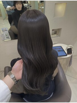 ケー 北千住(K.) 赤み消し＊オリーブグレージュ