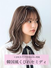 くびれラインでやわらかい色気を【韓国風セミディ】