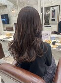 ほんのりピンクのツヤツヤブラウン