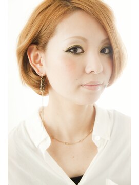 レボルシア 博多(REVOLUCIA) ショートボブ